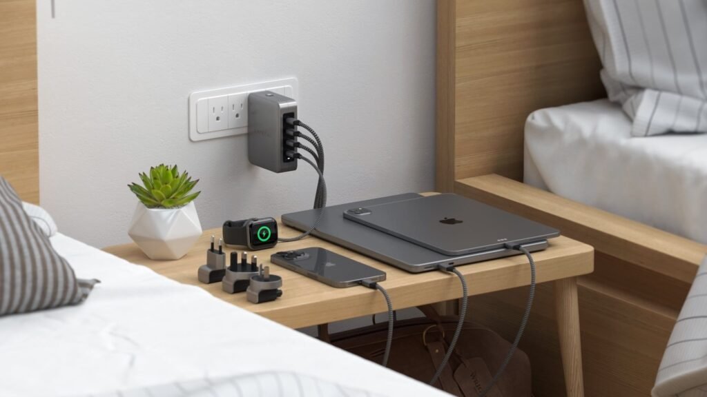 ces-2024:-satechi-debuts-thunderbolt-4-hub,-145w-usb-c-charger-and-more