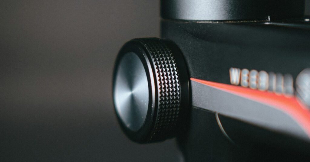 i’d-love-to-have-a-hardware-focus/zoom-ring-for-the-iphone