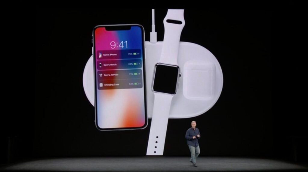 airpower-prototype-seen-charging-apple-watch-for-first-time