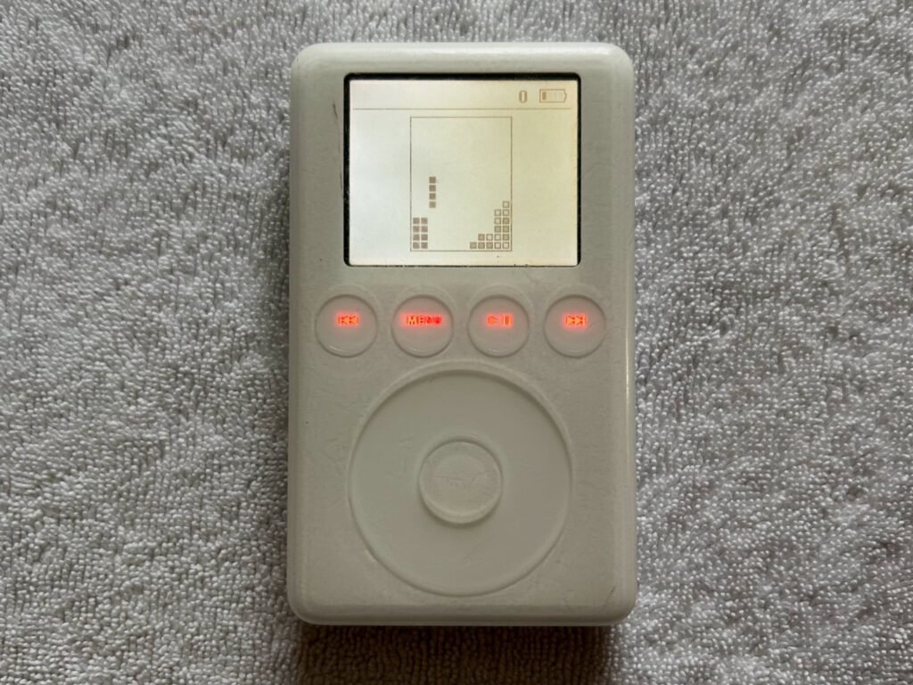 prototype-ipod-features-apple-designed-tetris-clone-called-‘stacker’